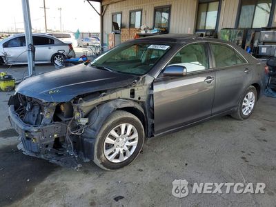 2007 TOYOTA CAMRY LE 4T1BE46KX7U551996 - główne zdjęcie licytacji z USA - miniatura