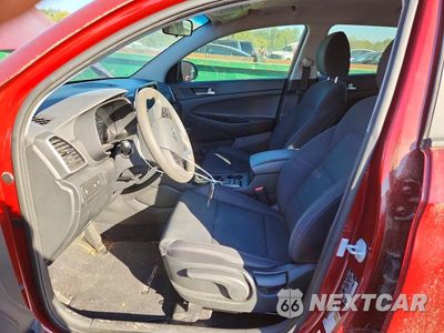 Zdjęcie 7 z 12 samochodu: 2019 HYUNDAI TUCSON SE VIN:KM8J23A49KU924610 - miniatura