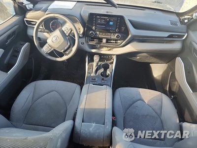 Zdjęcie 8 z 14 samochodu: 2021 TOYOTA HIGHLANDER LE VIN:5TDBZRBH2MS059060 - miniatura
