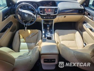 Zdjęcie 8 z 12 samochodu: 2016 HONDA ACCORD EXL VIN:1HGCR2F82GA108606 - miniatura