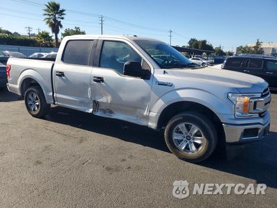 Czwarte zdjęcie samochodu z boku: 2018 FORD F150 SUPERCREW VIN:1FTEW1CP2JKE77182 - miniatura