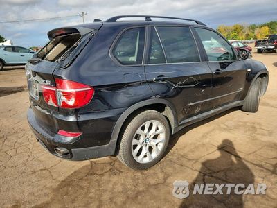 Trzecie zdjęcie samochodu z tyłu: 2011 BMW X5 XDRIVE35I VIN:5UXZV4C55BL738030 - miniatura