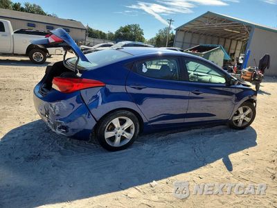 Trzecie zdjęcie samochodu z tyłu: 2013 HYUNDAI ELANTRA GLS VIN:KMHDH4AE0DU564933 - miniatura