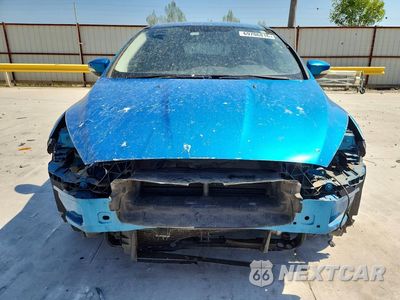 Piąte zdjęcie samochodu w środku: 2016 FORD FOCUS SE VIN:1FADP3K22GL379157 - miniatura