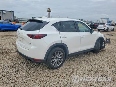 Trzecie zdjęcie samochodu z tyłu: 2021 MAZDA CX-5 GRAND TOURING VIN:JM3KFBDM5M1477997 - miniatura