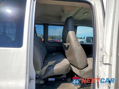 Zdjęcie 10 z 12 samochodu: 2016 CHEVROLET EXPRESS G3500 LT VIN:1GAZGPFG5G1264389 - miniatura