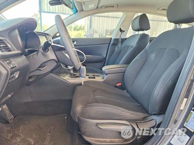 Zdjęcie 7 z 12 samochodu: 2020 KIA OPTIMA LX VIN:5XXGT4L30LG395058 - miniatura