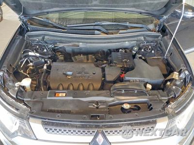 Zdjęcie 12 z 14 samochodu: 2020 MITSUBISHI OUTLANDER SE VIN:JA4AZ3A31LZ035726 - miniatura