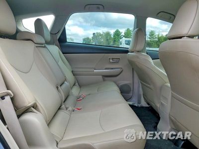 Zdjęcie 10 z 12 samochodu: 2014 TOYOTA PRIUS V FIVE VIN:JTDZN3EU1E3354041 - miniatura