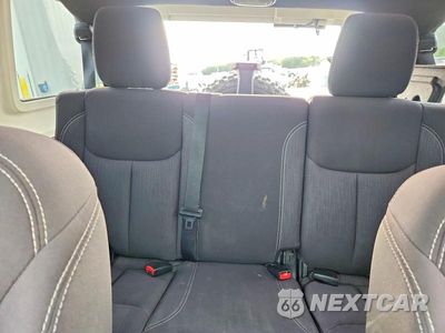 Zdjęcie 10 z 14 samochodu: 2013 JEEP WRANGLER UNLIMITED SAHARA VIN:1C4BJWEG0DL502414 - miniatura