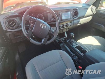 Zdjęcie 8 z 12 samochodu: 2019 TOYOTA TACOMA SR VIN:5TFRX5GN0KX134860 - miniatura