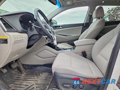 Zdjęcie 7 z 13 samochodu: 2018 HYUNDAI TUCSON VALUE VIN:KM8J3CA29JU791888 - miniatura