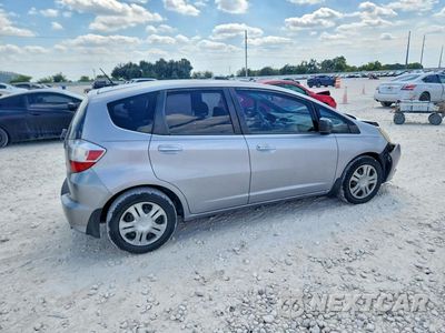Trzecie zdjęcie samochodu z tyłu: 2009 HONDA FIT VIN:JHMGE88299C002179 - miniatura