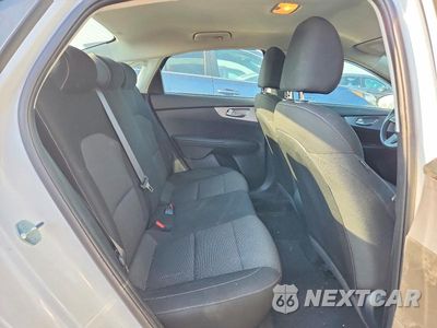 Zdjęcie 10 z 13 samochodu: 2023 KIA FORTE LXS VIN:3KPF24AD6PE609074 - miniatura