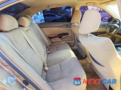 Zdjęcie 10 z 12 samochodu: 2008 HONDA ACCORD EX VIN:1HGCP267X8A113924 - miniatura