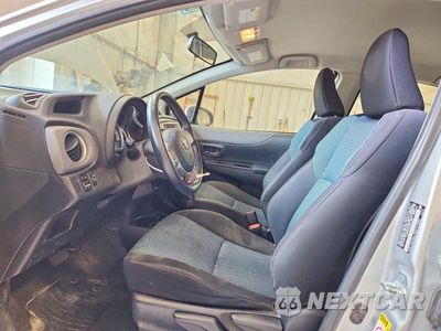 Zdjęcie 7 z 12 samochodu: 2014 TOYOTA YARIS 5-DOOR SE VIN:JTDKTUD31ED591998 - miniatura