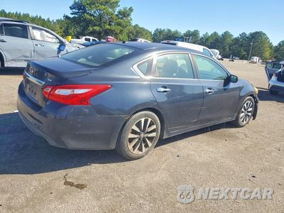Trzecie zdjęcie samochodu z tyłu: 2017 NISSAN ALTIMA 2.5 SV VIN:1N4AL3AP6HC145441 - miniatura