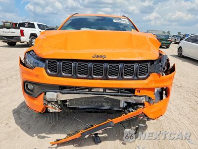 Piąte zdjęcie samochodu w środku: 2026 JEEP COMPASS LATITUDE VIN:3C4NJDBN5TT164886 - miniatura