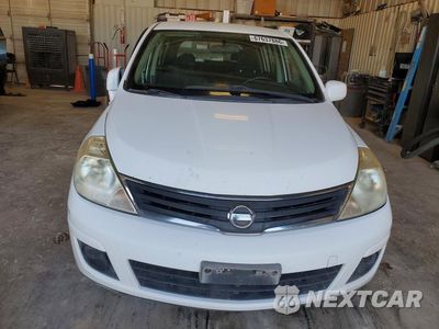 Piąte zdjęcie samochodu w środku: 2010 NISSAN VERSA 1.8 S VIN:3N1BC1CP5AL429785 - miniatura