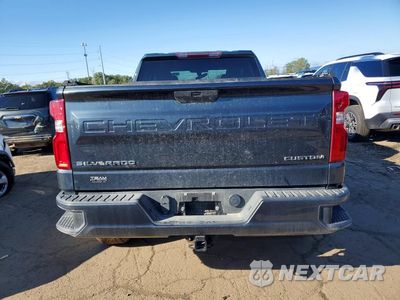 Zdjęcie 6 z 12 samochodu: 2021 CHEVROLET 1500 SILVERADO K1500 CUSTOM VIN:1GCRYBEK7MZ326448 - miniatura