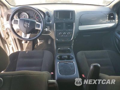 Zdjęcie 8 z 13 samochodu: 2016 DODGE GRAND CARAVAN SXT VIN:2C4RDGCG5GR137142 - miniatura