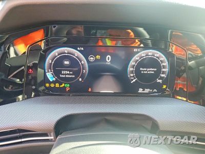 Zdjęcie 9 z 12 samochodu: 2026 VOLKSWAGEN GOLF R VIN:WVWJF7CD4TW262292 - miniatura