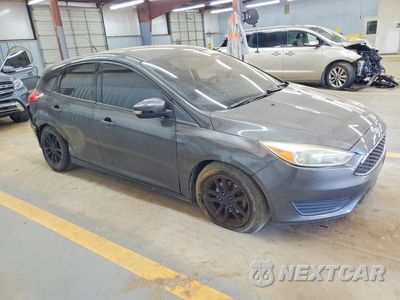 Czwarte zdjęcie samochodu z boku: 2015 FORD FOCUS SE VIN:1FADP3K20FL223262 - miniatura