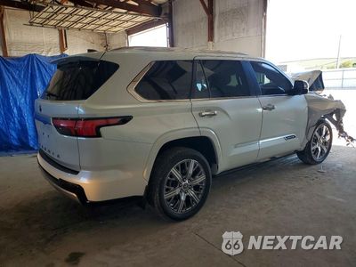 Trzecie zdjęcie samochodu z tyłu: 2024 TOYOTA SEQUOIA CAPSTONE VIN:7SVAAABA9RX022702 - miniatura