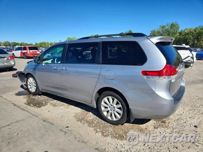 Drugie zdjęcie samochodu z przodu: 2013 TOYOTA SIENNA LE VIN:5TDJK3DC2DS067769 - miniatura