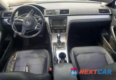 Zdjęcie 8 z 12 samochodu: 2013 VOLKSWAGEN PASSAT SE VIN:1VWBP7A38DC058011 - miniatura