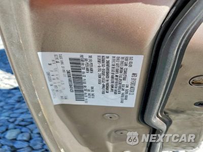 Zdjęcie 12 z 12 samochodu: 2005 MERCURY GRAND MARQUIS GS VIN:2MEFM74W55X645420 - miniatura