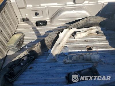 Zdjęcie 12 z 13 samochodu: 2006 CHEVROLET SILVERADO K2500 HEAVY DUTY VIN:1GCHK29246E110929 - miniatura