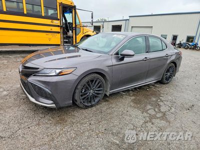 2022 TOYOTA CAMRY XSE 4T1K61BK6NU049212 - główne zdjęcie licytacji z USA - miniatura