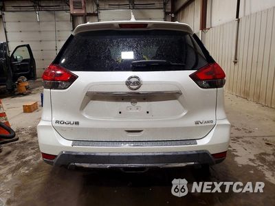 Zdjęcie 6 z 13 samochodu: 2017 NISSAN ROGUE SV VIN:KNMAT2MVXHP552802 - miniatura