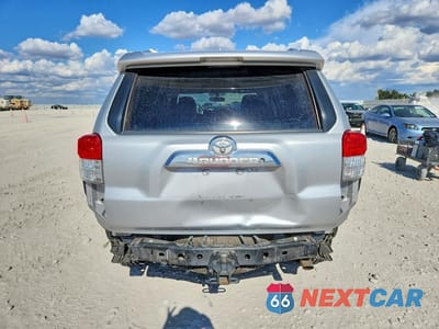 Zdjęcie 6 z 14 samochodu: 2012 TOYOTA 4RUNNER SR5 VIN:JTEZU5JR3C5033566 - miniatura
