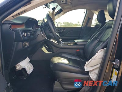 Zdjęcie 7 z 13 samochodu: 2023 LINCOLN AVIATOR RESERVE VIN:5LM5J7XC5PGL28651 - miniatura