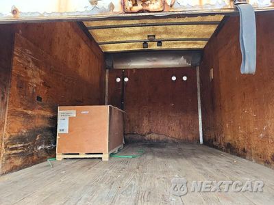 Zdjęcie 10 z 13 samochodu: 2000 FORD F350 SUPER DUTY BOX TRUCK VIN:1FDWF36L9YEC20775 - miniatura
