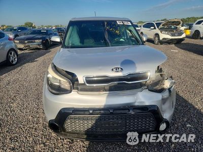 Piąte zdjęcie samochodu w środku: 2016 KIA SOUL + VIN:KNDJP3A54G7817792 - miniatura
