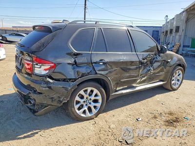 Trzecie zdjęcie samochodu z tyłu: 2012 BMW X5 XDRIVE35I VIN:5UXZV4C50CL756680 - miniatura