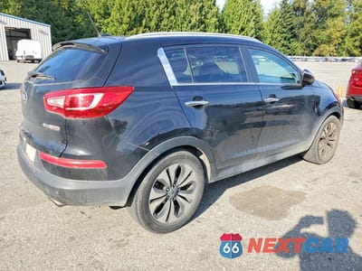 Trzecie zdjęcie samochodu z tyłu: 2013 KIA SPORTAGE SX VIN:KNDPC3A68D7336292 - miniatura