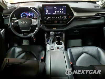 Zdjęcie 8 z 13 samochodu: 2023 TOYOTA HIGHLANDER LIMITED VIN:5TDKDRBH4PS015709 - miniatura