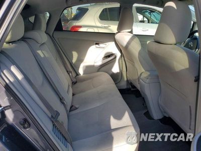 Zdjęcie 10 z 12 samochodu: 2012 TOYOTA PRIUS THREE VIN:JTDKN3DU7C5526710 - miniatura
