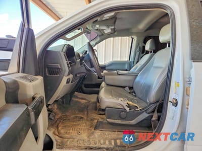 Zdjęcie 7 z 12 samochodu: 2019 FORD F350 SUPER DUTY VIN:1FT8W3B61KEC96897 - miniatura