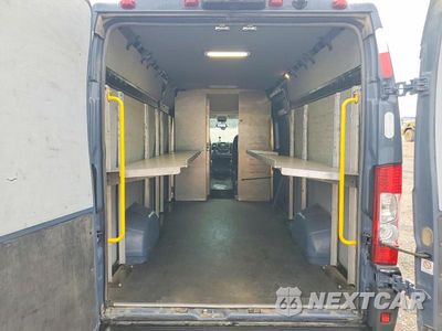 Zdjęcie 10 z 13 samochodu: 2021 RAM PROMASTER 3500 DELIVERY VAN VIN:3C6MRVJG5ME579989 - miniatura
