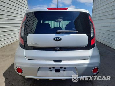 Zdjęcie 6 z 13 samochodu: 2017 KIA SOUL + VIN:KNDJP3A56H7416715 - miniatura