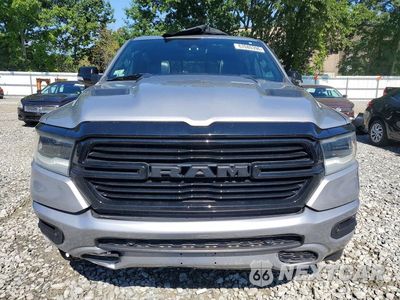 Piąte zdjęcie samochodu w środku: 2021 RAM 1500 LARAMIE VIN:1C6SRFRT8MN751894 - miniatura
