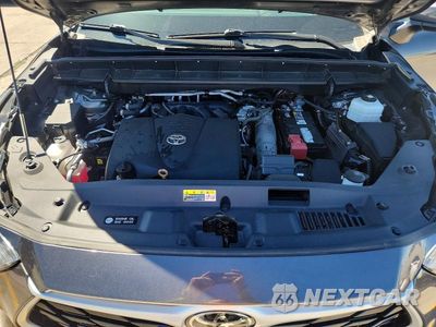 Zdjęcie 12 z 13 samochodu: 2022 TOYOTA HIGHLANDER XLE VIN:5TDHZRBH6NS589124 - miniatura