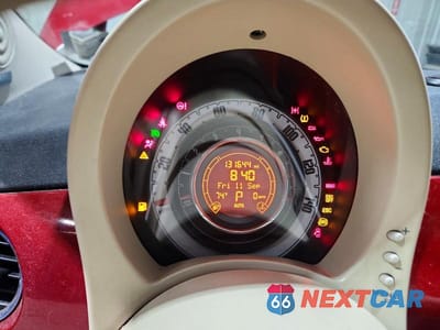 Zdjęcie 9 z 12 samochodu: 2012 FIAT 500 LOUNGE VIN:3C3CFFCR3CT117897 - miniatura