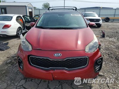 Piąte zdjęcie samochodu w środku: 2018 KIA SPORTAGE EX VIN:KNDPNCAC1J7364981 - miniatura