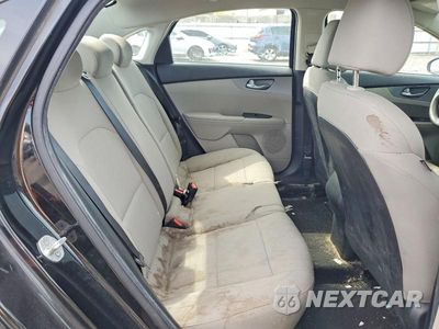 Zdjęcie 10 z 12 samochodu: 2019 KIA FORTE LXS VIN:3KPF24AD4KE060127 - miniatura